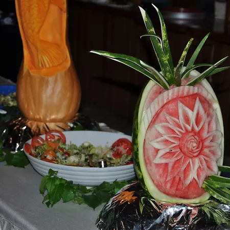 Πάρκο διακοπών Turkmen Tree 3*